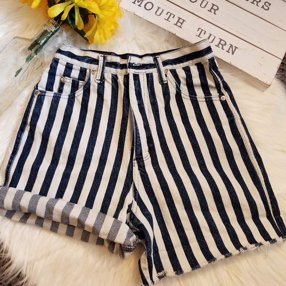 Vintage Nautical Train Stripe High Waist Short - Picture 4 of 7